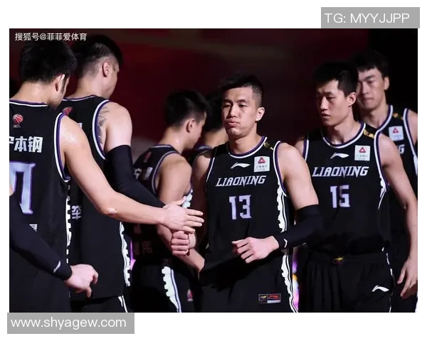 2018年12月21日CBA精彩对决辽宁队迎战广东队巅峰之战回顾