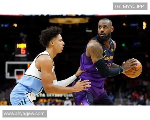 2018年NBA精彩对决老鹰队与湖人队的激烈比赛回顾与分析