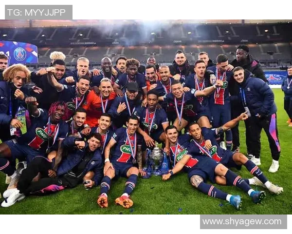 2020年拜仁慕尼黑与巴黎圣日耳曼巅峰对决回顾及精彩瞬间分析