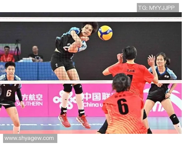 深圳排球队创下排球速度新纪录引发全国关注与热议 深圳排球队创下排球速度新纪录引发全国关注与热议